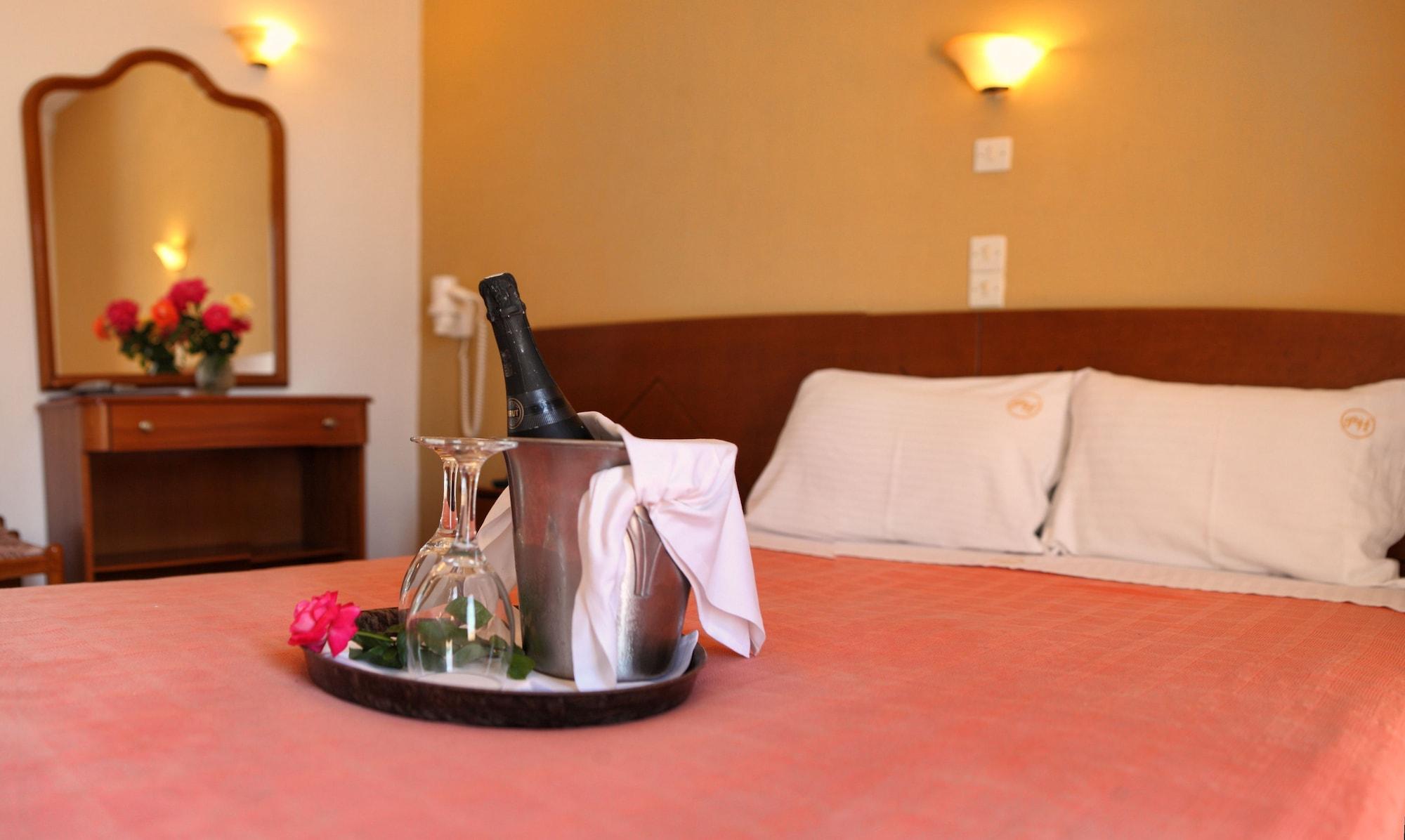Pasiphae Hotel Skala Kallonis Extérieur photo