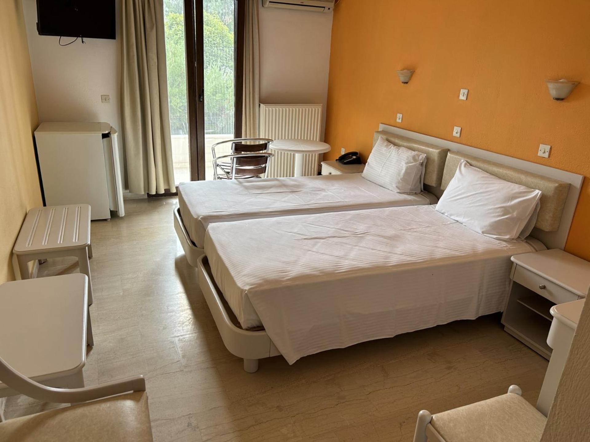 Pasiphae Hotel Skala Kallonis Extérieur photo