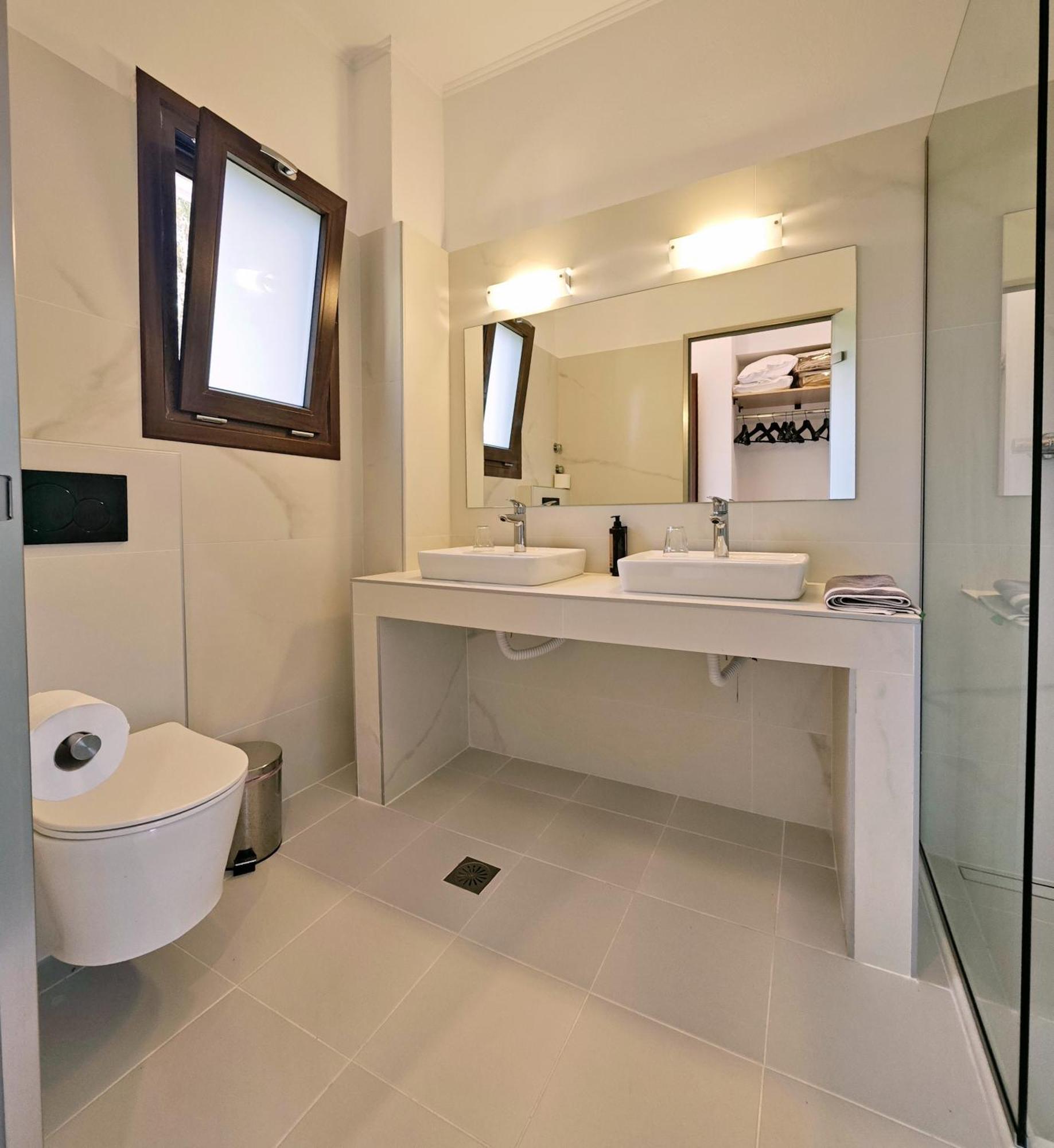 Pasiphae Hotel Skala Kallonis Extérieur photo