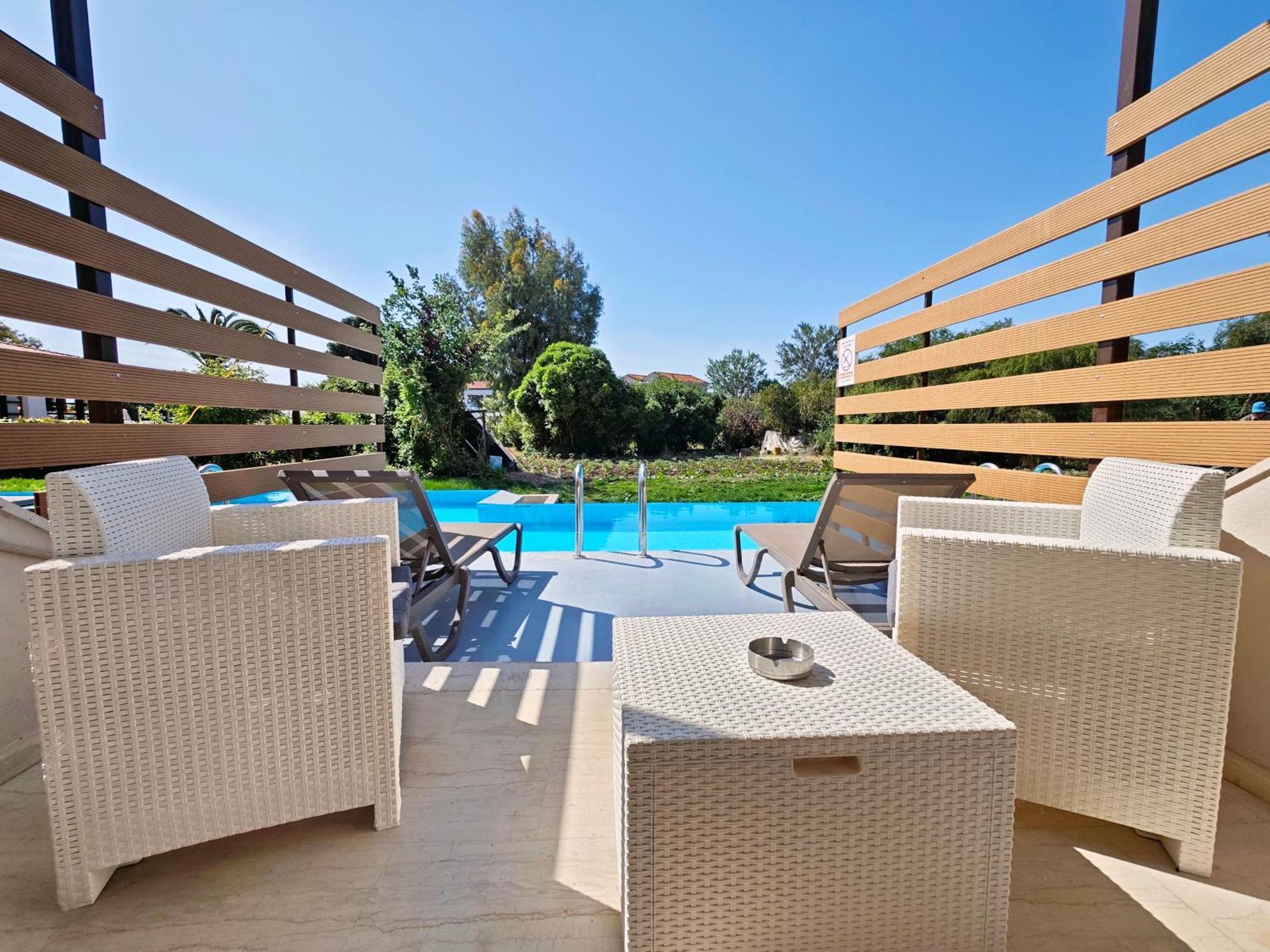 Pasiphae Hotel Skala Kallonis Extérieur photo