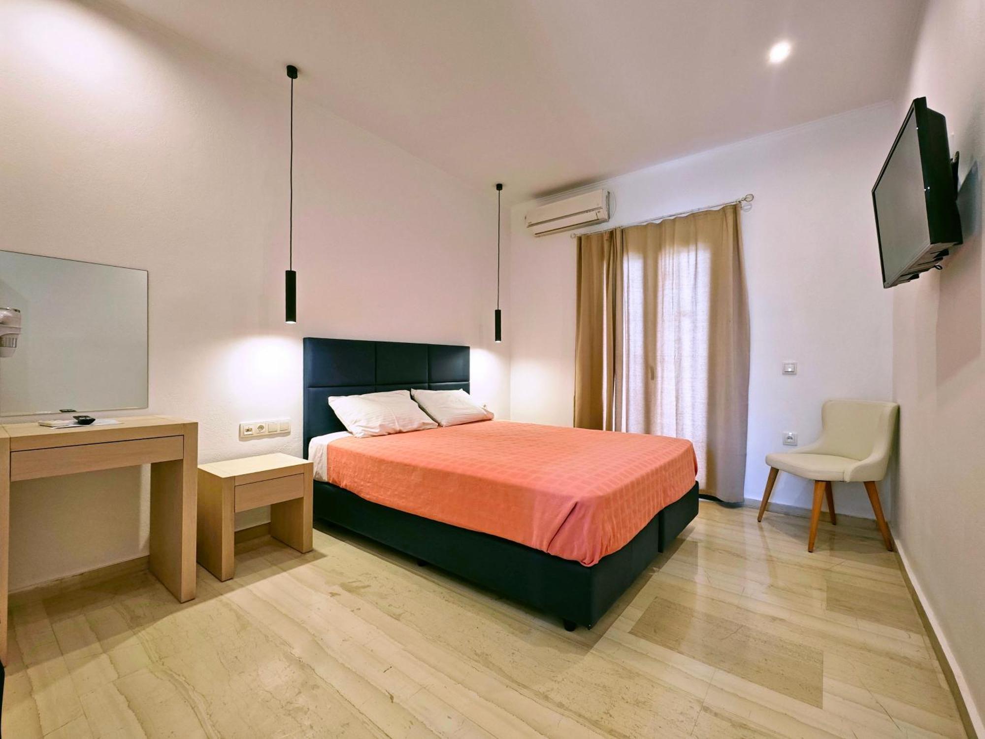 Pasiphae Hotel Skala Kallonis Extérieur photo