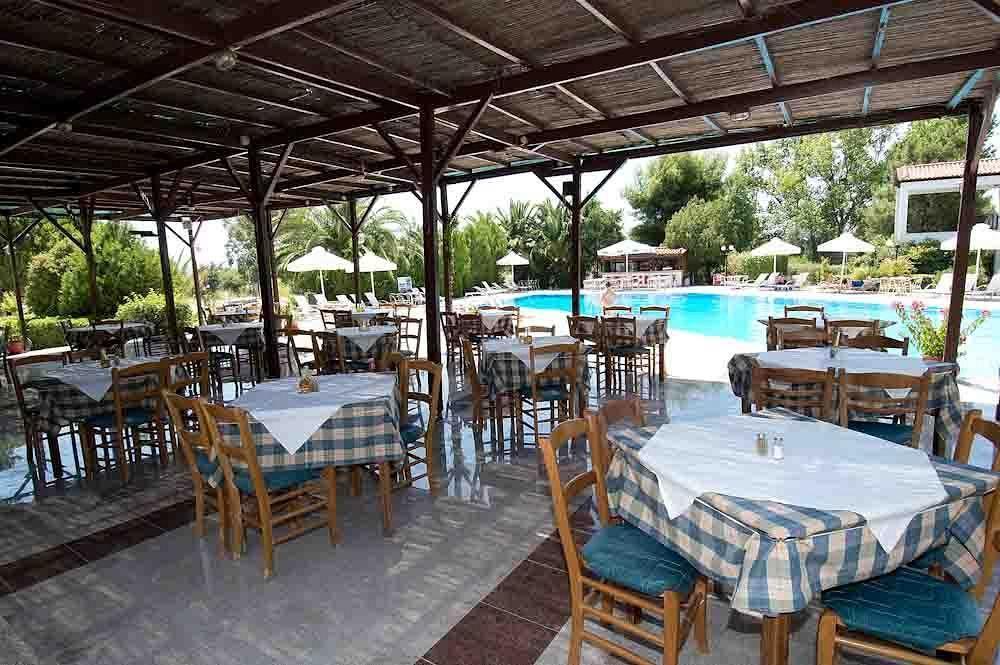 Pasiphae Hotel Skala Kallonis Extérieur photo