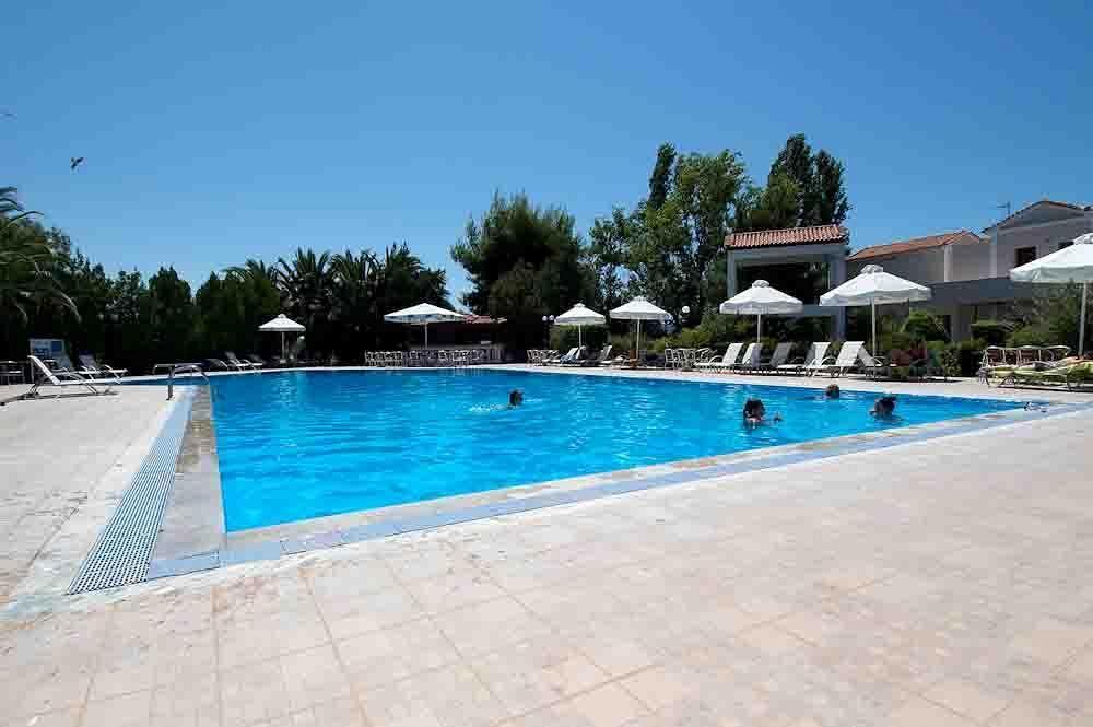 Pasiphae Hotel Skala Kallonis Extérieur photo